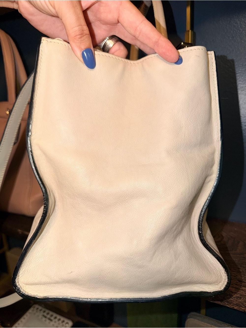 Prada Vintage Cream Leather 2-Way Bag with Triangle Logo - Picture 5 of 11